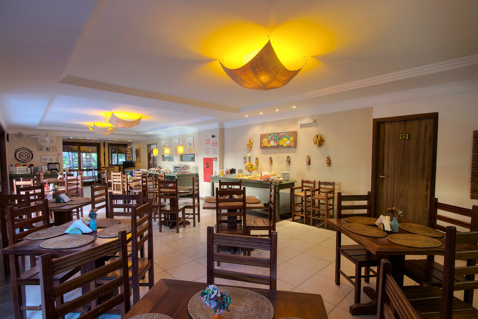 Restaurante-1-scaled.jpg